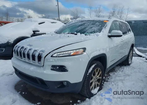 2015 Jeep Cherokee Latitude z USA, uszkodzony, nr VIN 1C4PJLCS8FW537280